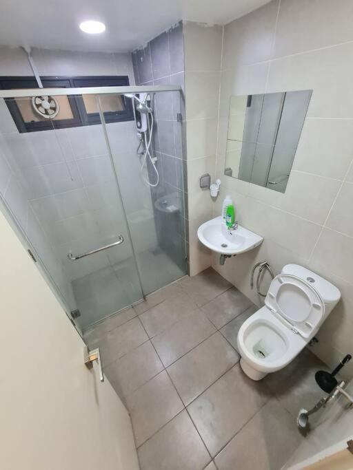 Lovely 3-Bedroom Serviced Apartment @ Cyberjaya Dış mekan fotoğraf