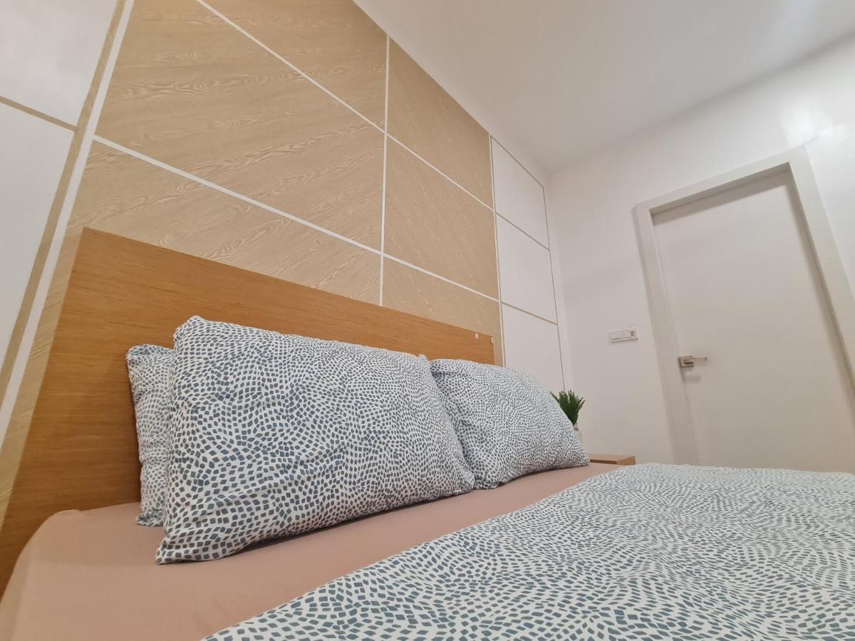 Lovely 3-Bedroom Serviced Apartment @ Cyberjaya Dış mekan fotoğraf