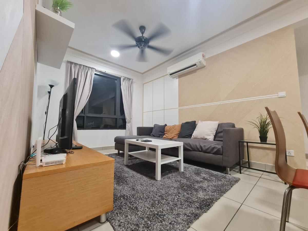 Lovely 3-Bedroom Serviced Apartment @ Cyberjaya Dış mekan fotoğraf