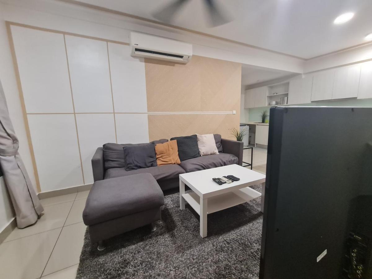 Lovely 3-Bedroom Serviced Apartment @ Cyberjaya Dış mekan fotoğraf